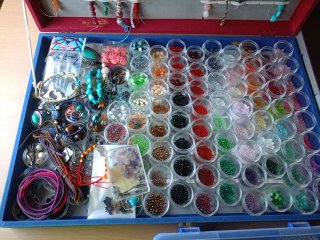 Kit Bisutería Cuentas y Accesorios