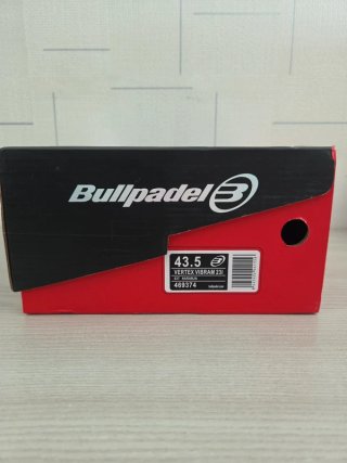 Zapatilla Bullpadel Vertex Naranja Negra
