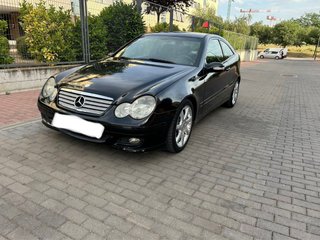 Mercedes-Benz Clase C 2004 tel 666217952