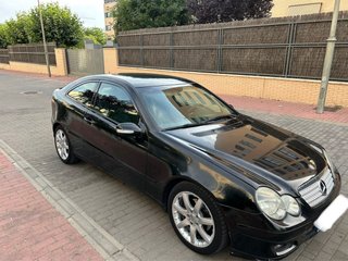 Mercedes-Benz Clase C 2004 tel 666217952