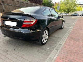 Mercedes-Benz Clase C 2004 tel 666217952