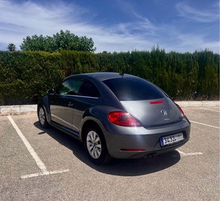 Volkswagen Beetle 2.0 TDI Automático – 2015