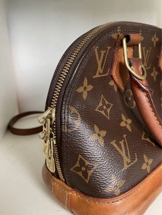 Louis Vuitton Alma BB Monogram Marrón