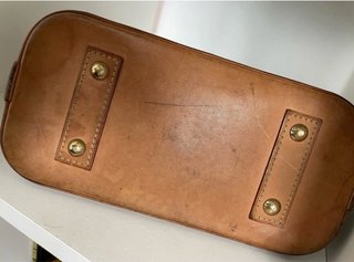 Louis Vuitton Alma BB Monogram Marrón