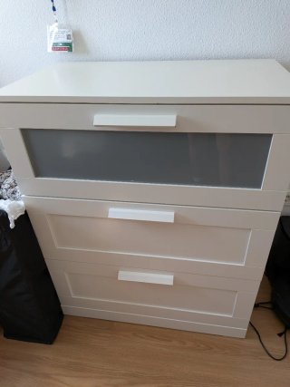Cómoda Ikea Blanca y Gris
