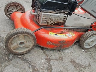 Cortacésped Husqvarna 153S