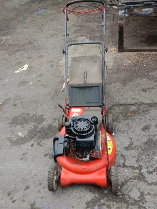Cortacésped Husqvarna 153S