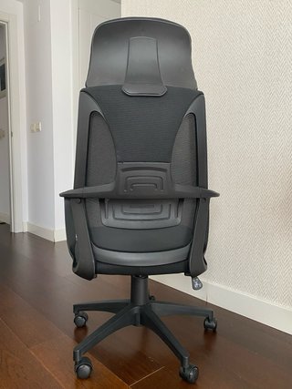 Sedia da ufficio ergonomica nera
