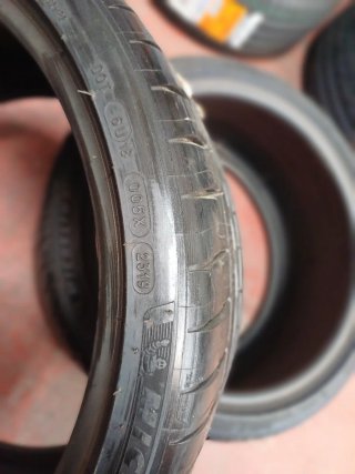 Michelin Pilot Sport 4 s 265/30 ZR 19 (93Y)