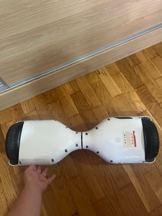 Hoverboard blanco y negro