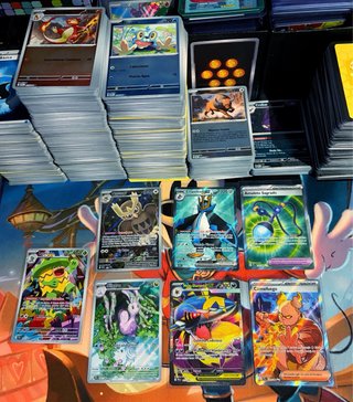 Lote más de 1700 Cartas Pokémon con especiales