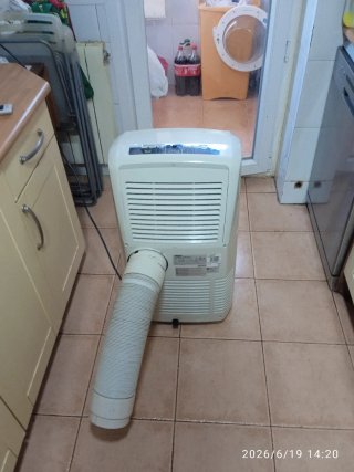 Aire Acondicionado Portátil Pingüino DeLonghi