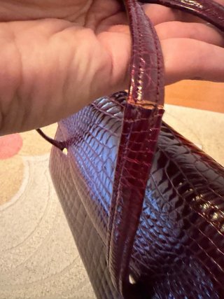 Borsa in coccodrillo bordeaux