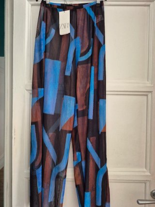 Pantalón gasa Zara estampado