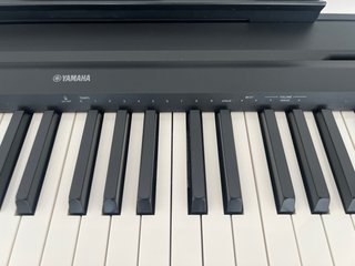 Piano Yamaha P-45
