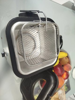 Freidora Eléctrica Comelec.