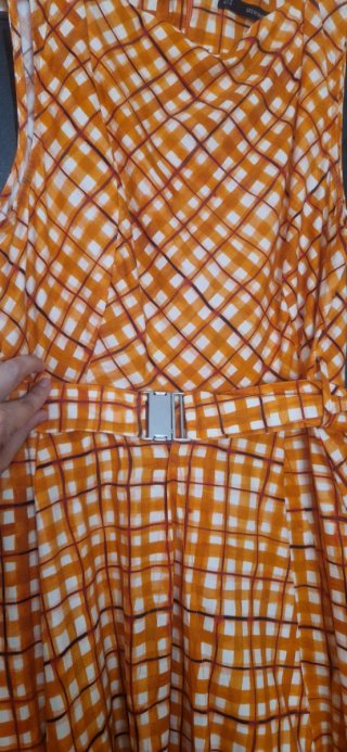 Vestido midi vuelo naranja cuadros