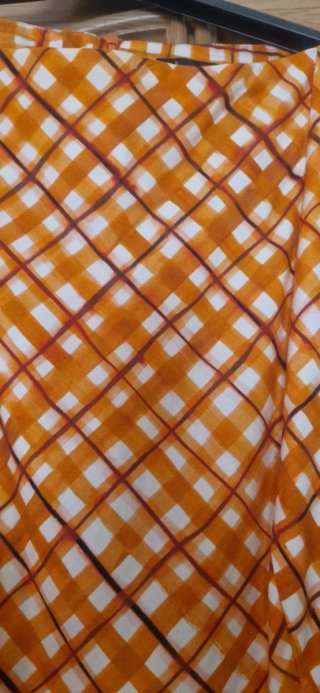 Vestido midi vuelo naranja cuadros