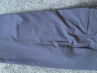 Elegante traje azul marino Zara