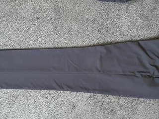 Elegante traje azul marino Zara