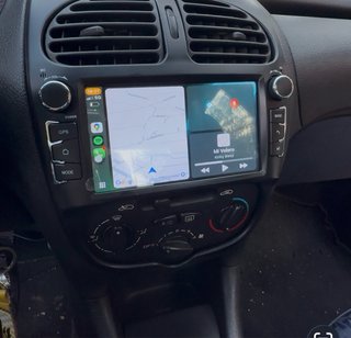Radio con CarPlay y Android Auto Peugeot  206 .