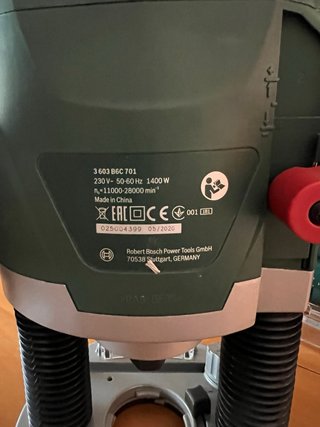 Pack Fresadora Bosch POF 1400 ACE + Set 15 fresas