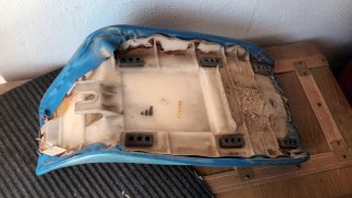 Asiento Aprilia Tuareg 125