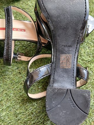 Sandalias Prada Negras Charol