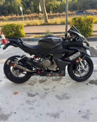 Aprilia RS 660 2023 Negra