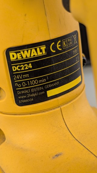 Martillo Electroneumático DeWalt 24V DC224K-OUTLET