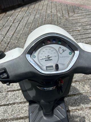 Piaggio Liberty 49 2T Blanca