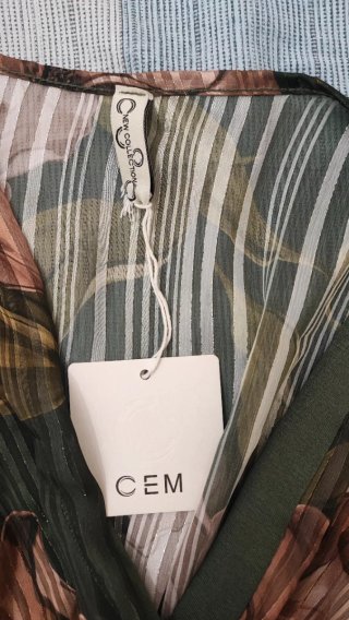 Abito midi floreale nuovo con cartellino