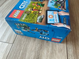 Lego City 60223 - Trasportatore di Mietitrebbia