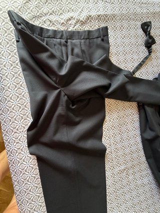 Esmoquin negro con pajarita