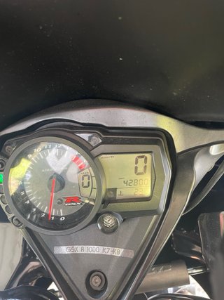 Suzuki GSXR 1000 K7 K8 Negra