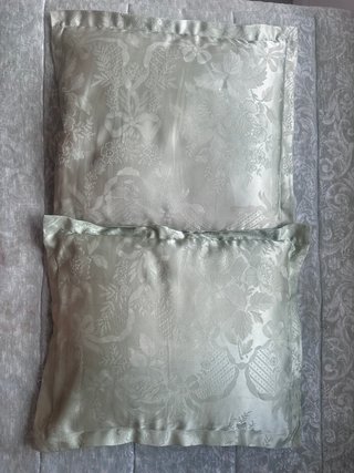 Colcha Jacquard Verde Claro + 2 Cojines