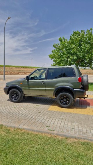 Nissan Terrano II 2005