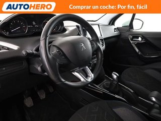 Peugeot 2008 1.2 PureTech Signature