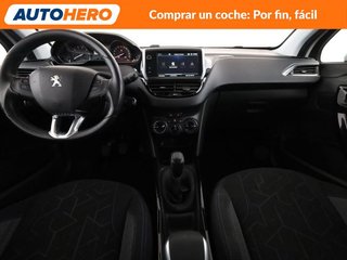 Peugeot 2008 1.2 PureTech Signature