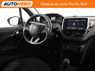 Peugeot 2008 1.2 PureTech Signature