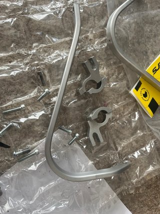 Barkbusters hardware kit Moto