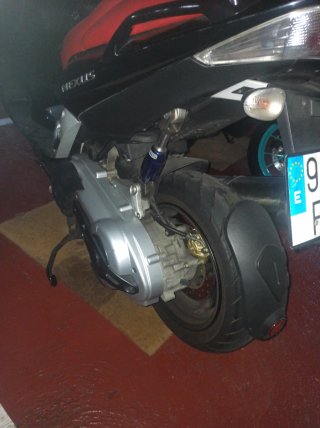 Gilera Nexus 500 sp Maxi Scooter Roja y Negra