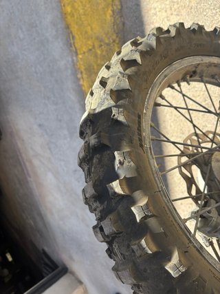 Moto Enduro 250cc Azul y Blanca