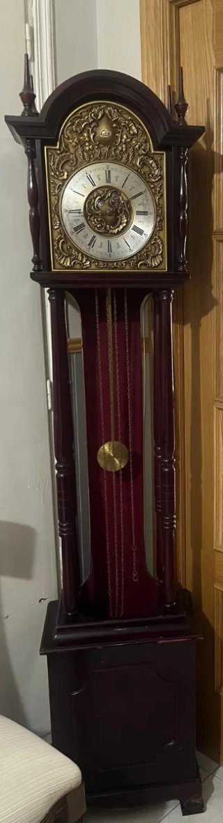 Reloj de pie antiguo madera y metal