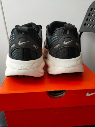Nike Vomero 18 Zapatillas Running Hombre Mujer
