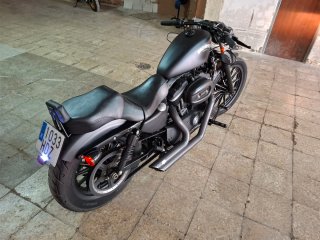 Harley Davidson Sportster 883 XL Iron Negro mate