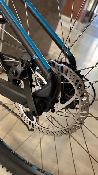Bicicleta Montaña Marca CUBE MTB Ruedas 27,5