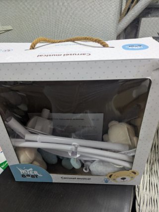 Móvil musical para cuna con peluches