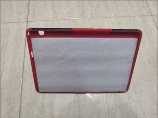 Funda para tablet roja