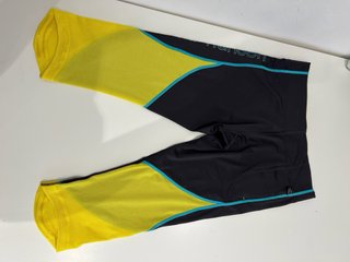 Mallas Piratas Helly Hansen Negras y Amarillas